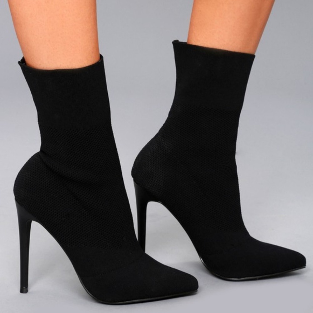 Century Bootie Steve Madden size 9.5